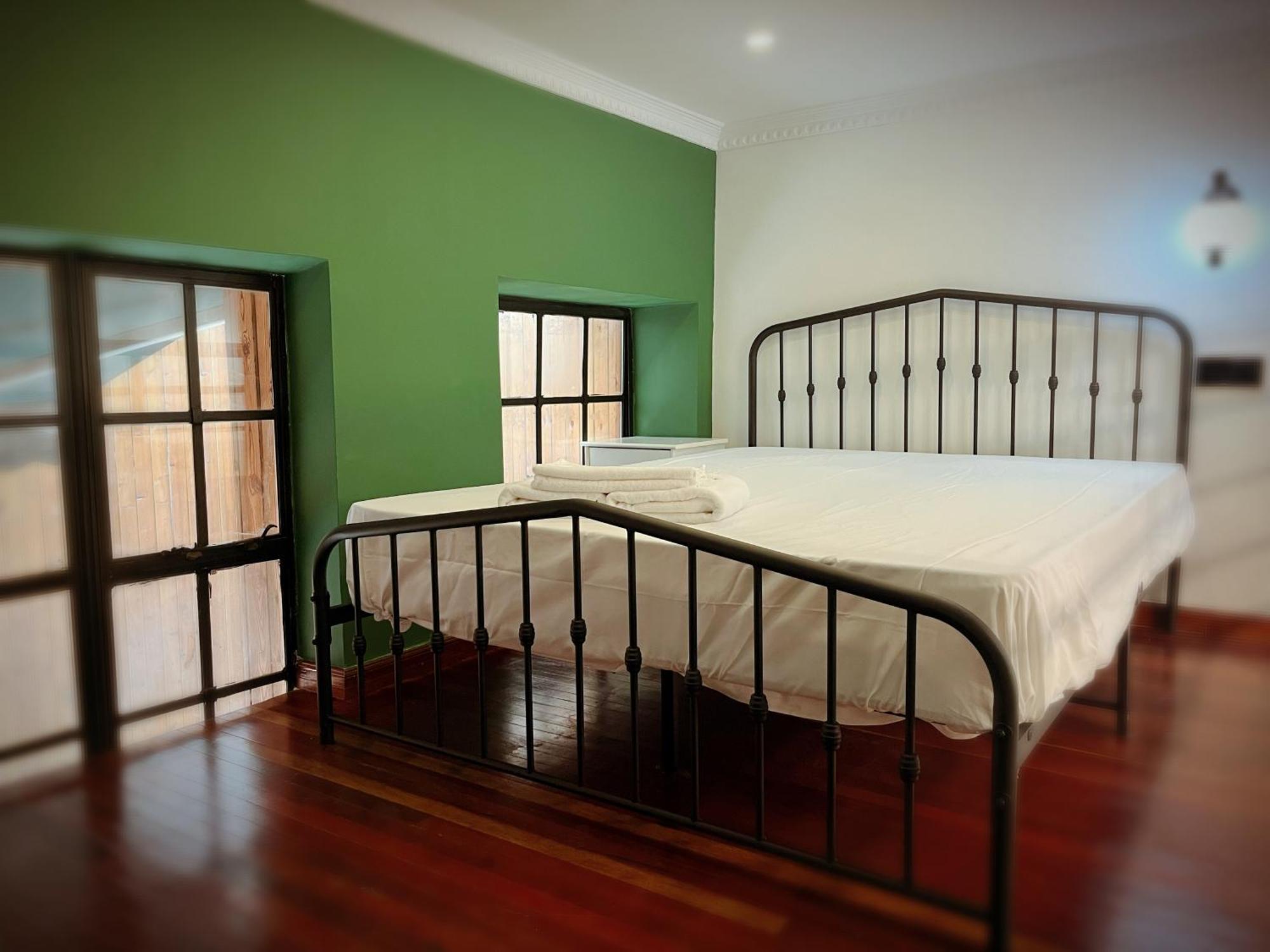 Fanhua Xiangyang South Road Branch Apartment *